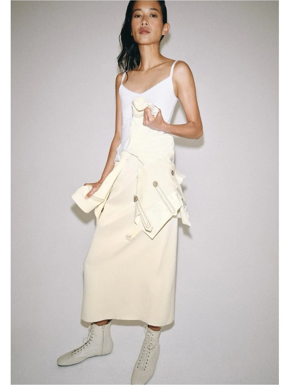 ZARA ZW Collection jacket featuring embossed gold button - Picture 9 of 15